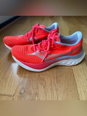 Saucony Endorphin Speed 4